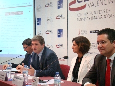 Carlos Navarro inaugura el Foro Financiaci�n para la Innovaci�n