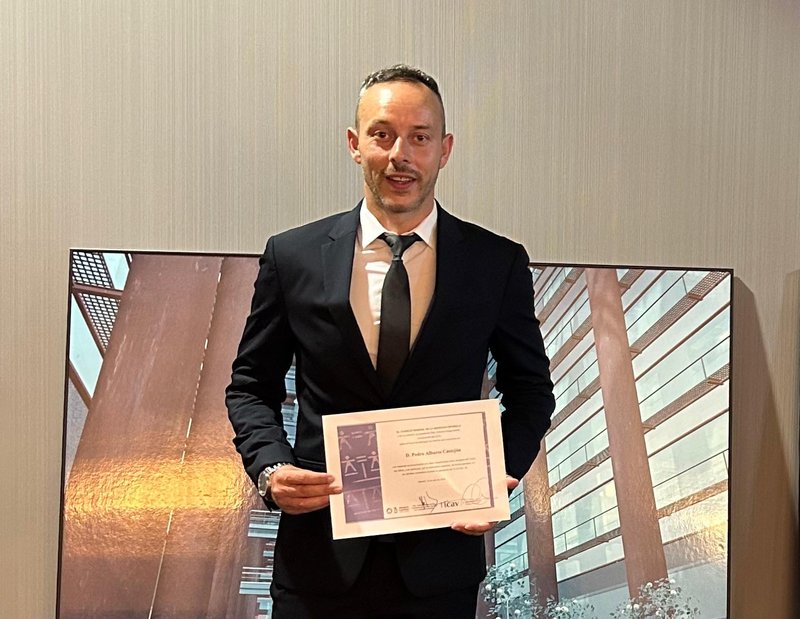 El abogado penalista Pedro Albares, galardonado en los ‘European AI Awards’