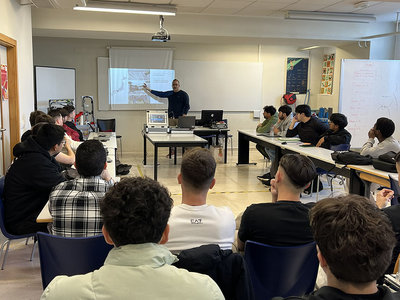 Alumnado de Automatizaci�n y Rob�tica asiste a un seminario de Visi�n Artificial
