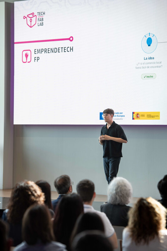 Fotogaler�a Demoday auton�mico Emprendetech FP (14)[;;;][;;;]