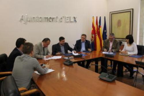 Firma convenio Ayuntamiento de Elche