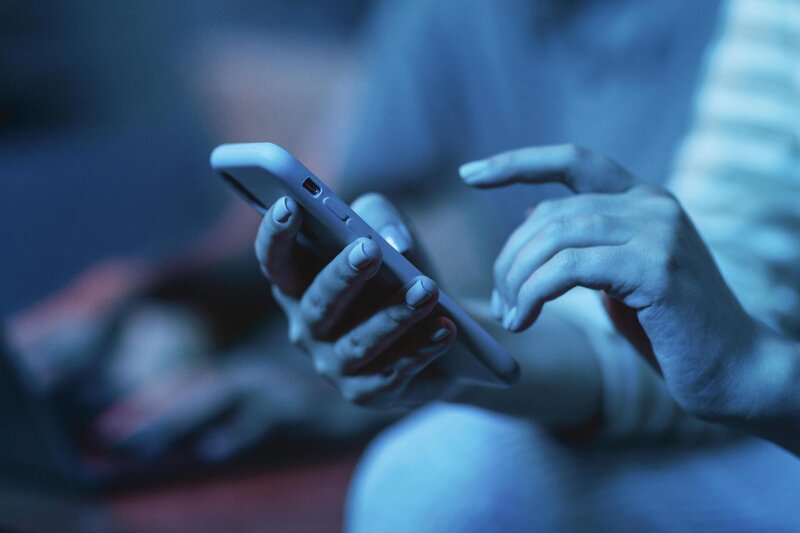Reino Unido veta redes sociales a menores de 16 a�os